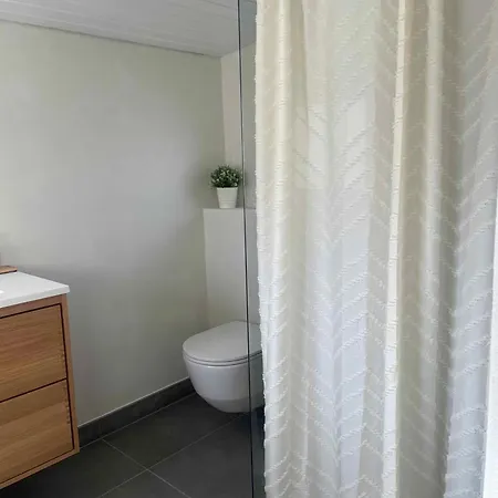 Nur 80 Meter Vom Wasser Entfernt Ferienhaus