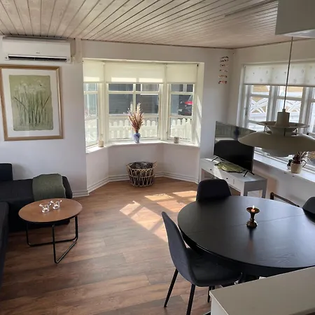 Nur 80 Meter Vom Wasser Entfernt Ferienhaus