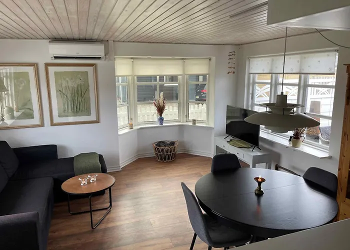 Σπίτι διακοπών Lovely 80 M From The Water